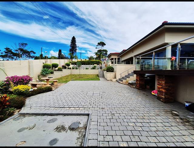 3 BEDROOM HOUSE FOR SALE IN SHELLY BEACH